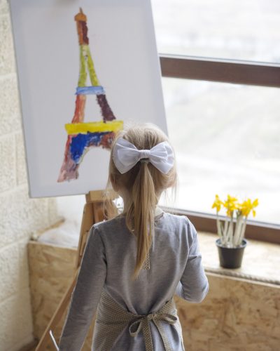 little-girl-with-artistic-picture